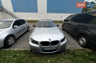 Седан BMW 3 Series 2010 в Сумах