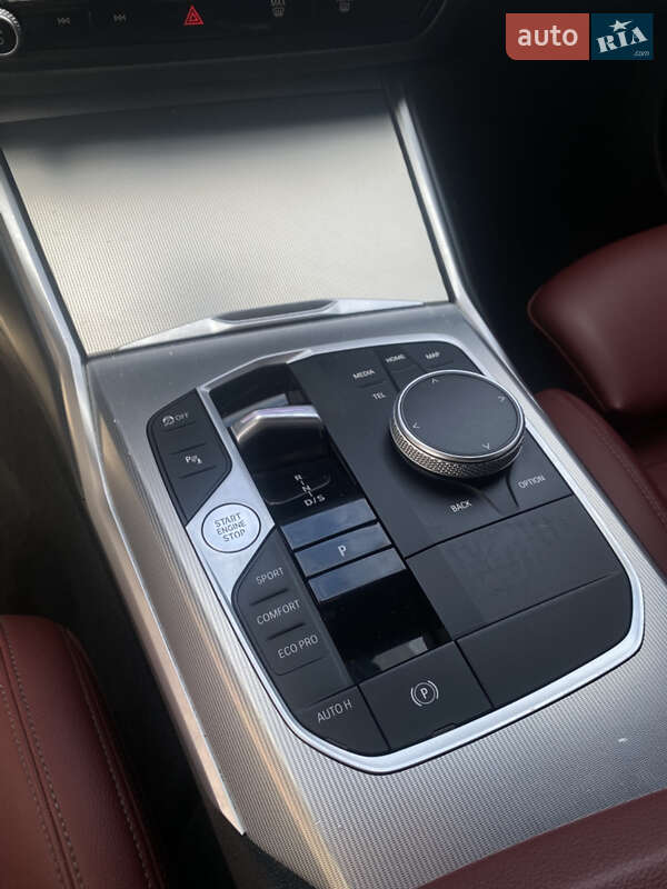 Седан BMW 3 Series 2022 в Днепре