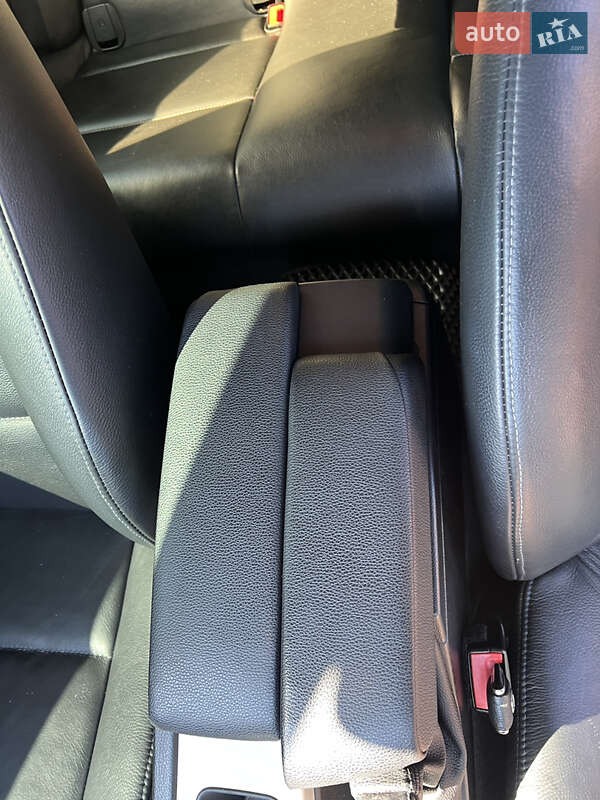 Универсал BMW 3 Series 2012 в Черновцах