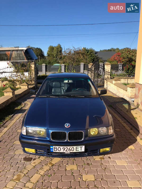 Седан BMW 3 Series 1992 в Тернополе