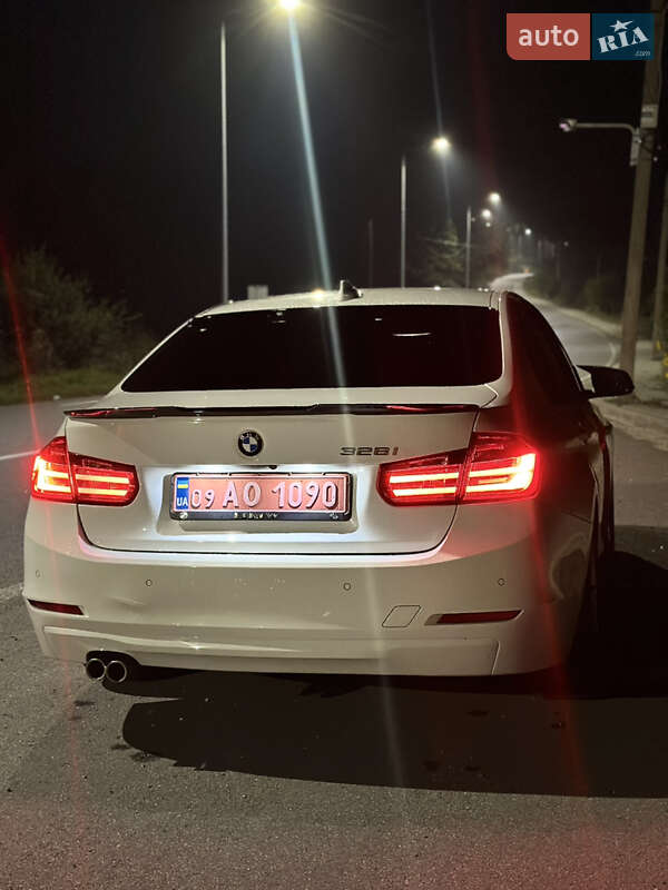 Седан BMW 3 Series 2014 в Івано-Франківську