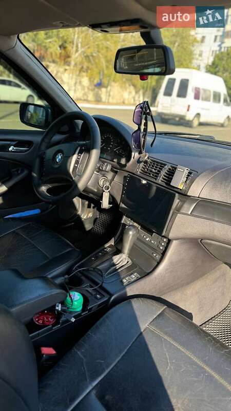 Седан BMW 3 Series 2002 в Одесі