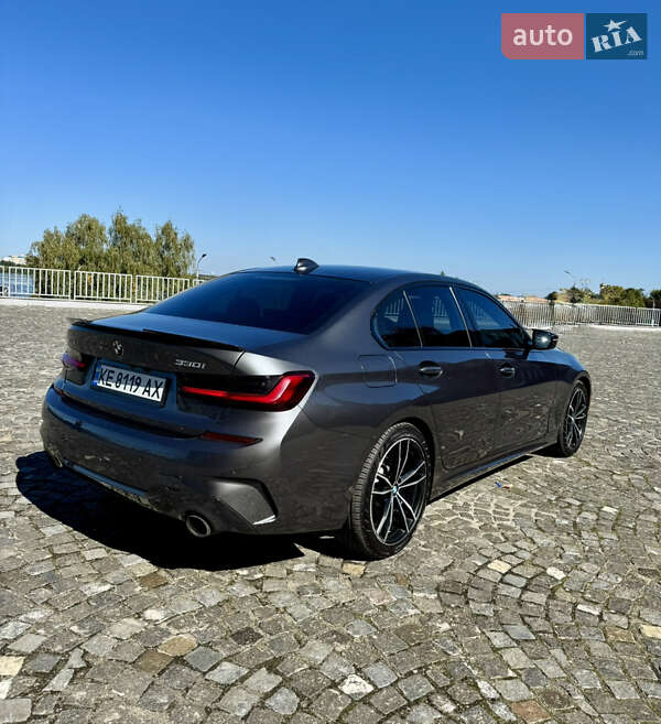 Седан BMW 3 Series 2021 в Днепре