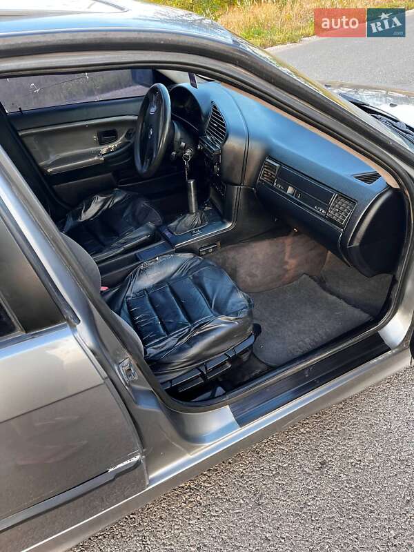 Седан BMW 3 Series 1992 в Павлограді фото 6 Седан BMW 3 Series 1992 в Павлограді
