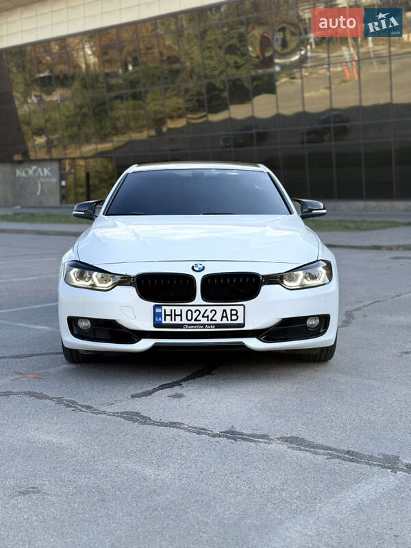 Седан BMW 3 Series 2013 в Запорожье фото 3 Седан BMW 3 Series 2013 в Запорожье