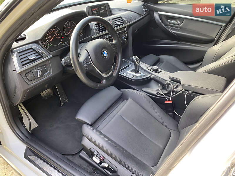 Седан BMW 3 Series 2017 в Калуше фото 15 Седан BMW 3 Series 2017 в Калуше