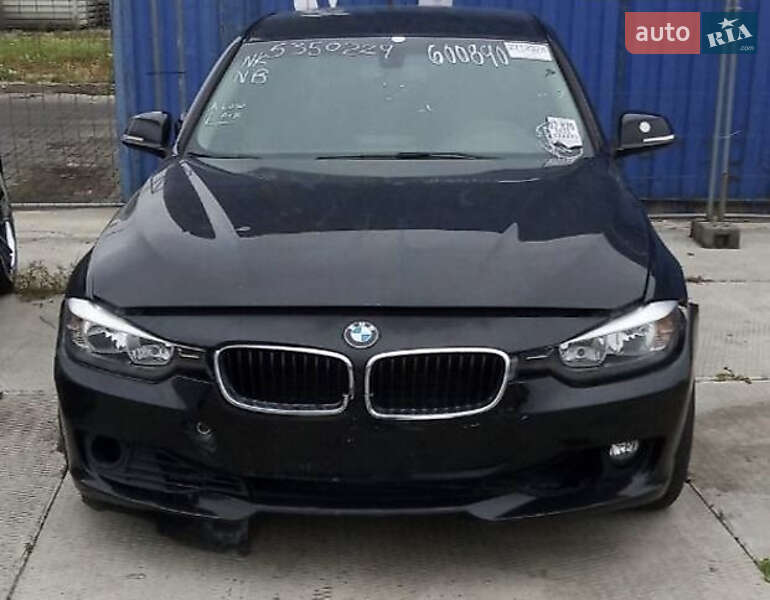 Седан BMW 3 Series 2013 в Кропивницком