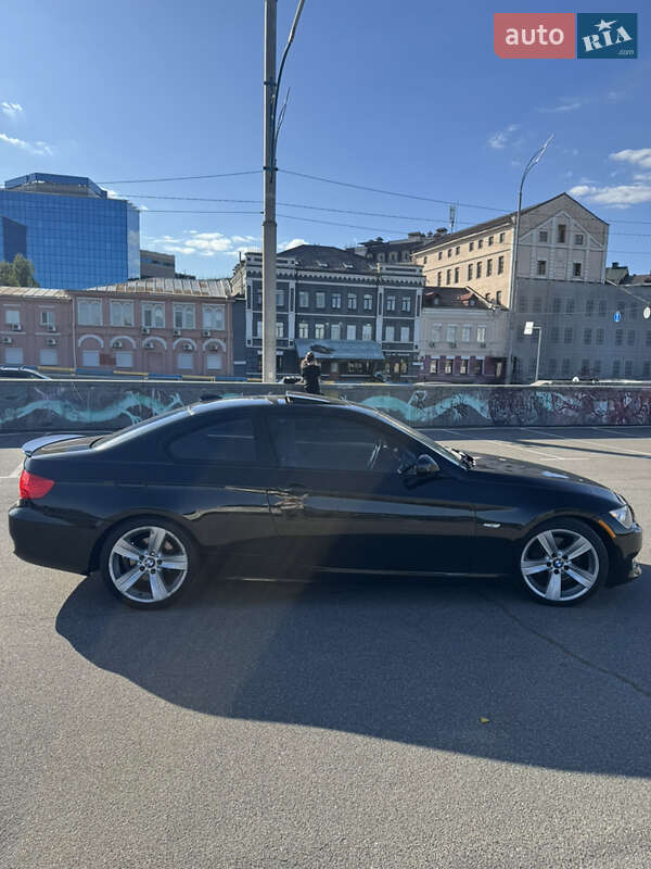 Купе BMW 3 Series 2010 в Киеве