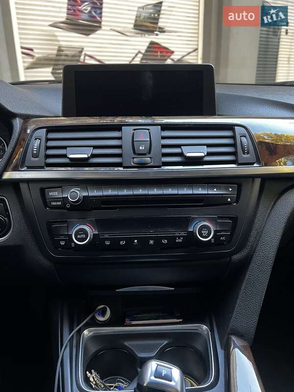 Седан BMW 3 Series 2015 в Одесі