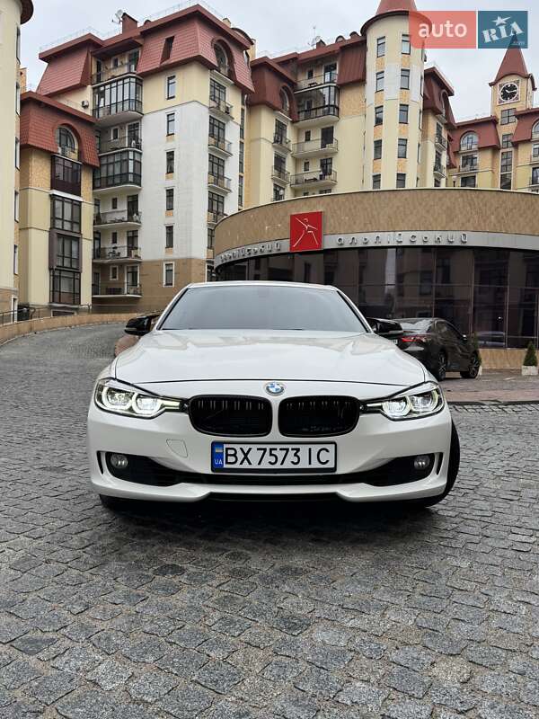 Седан BMW 3 Series 2015 в Києві