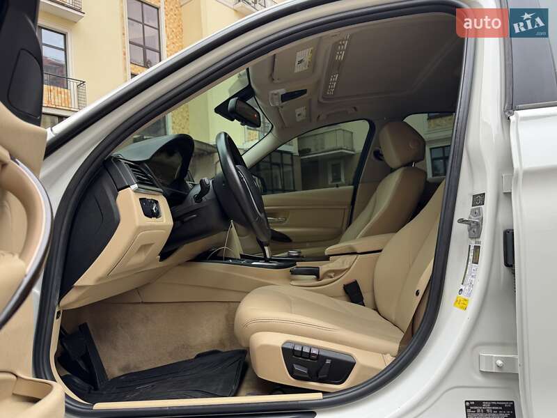 Седан BMW 3 Series 2015 в Києві