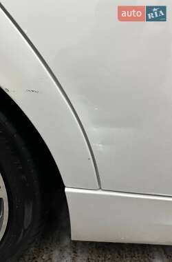 Седан BMW 3 Series 2010 в 