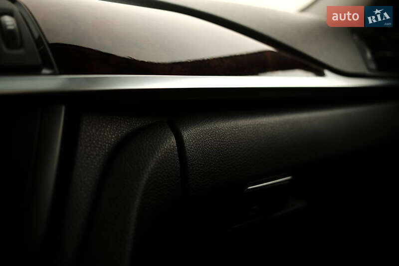 Седан BMW 3 Series 2014 в Киеве