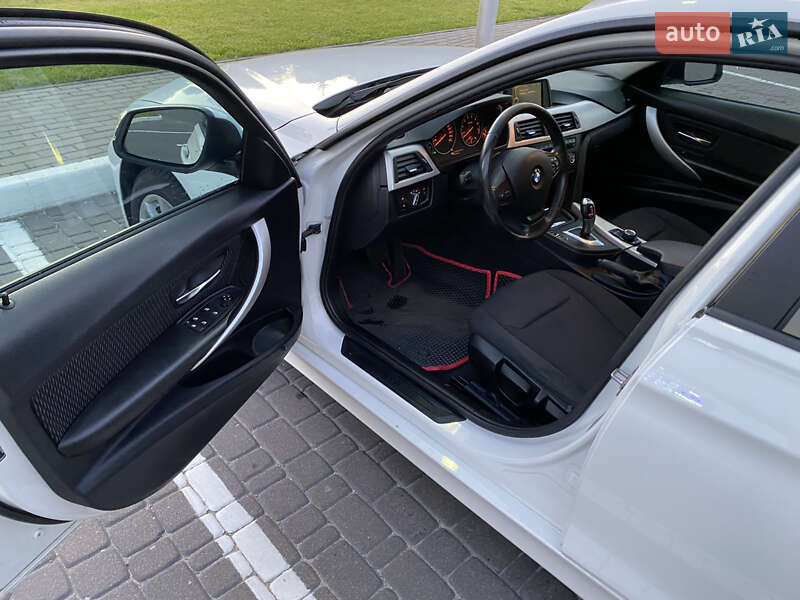 Седан BMW 3 Series 2013 в Обухове фото 8 Седан BMW 3 Series 2013 в Обухове