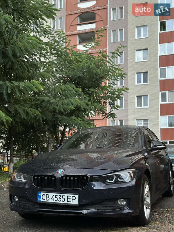Седан BMW 3 Series 2014 в Прилуках