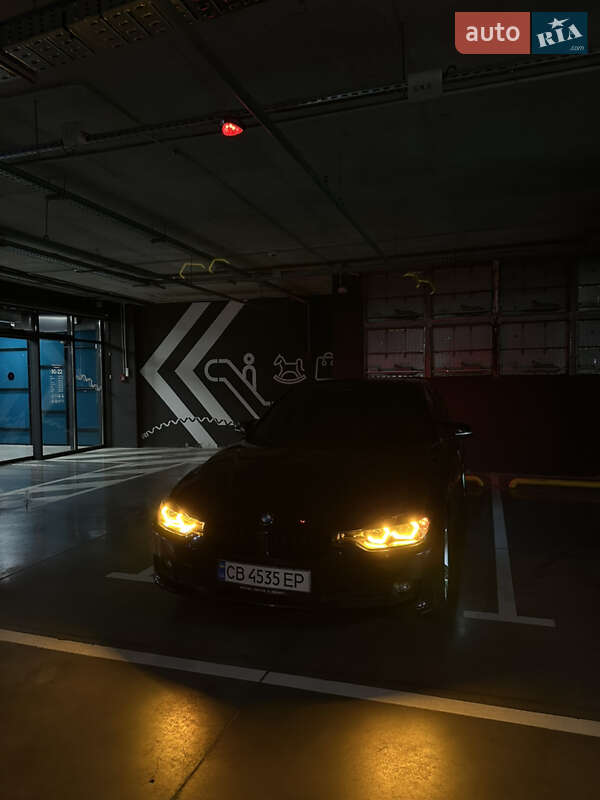 Седан BMW 3 Series 2014 в Прилуках