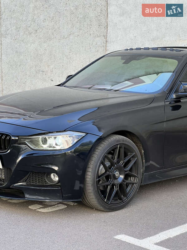 Седан BMW 3 Series 2014 в Ровно