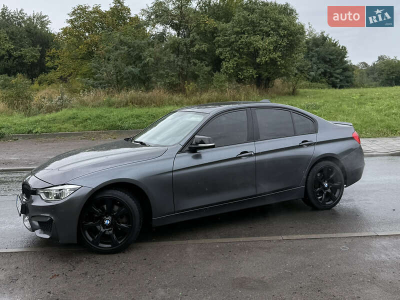 Седан BMW 3 Series 2015 в Львове