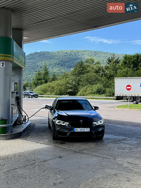 Седан BMW 3 Series 2015 в Львове