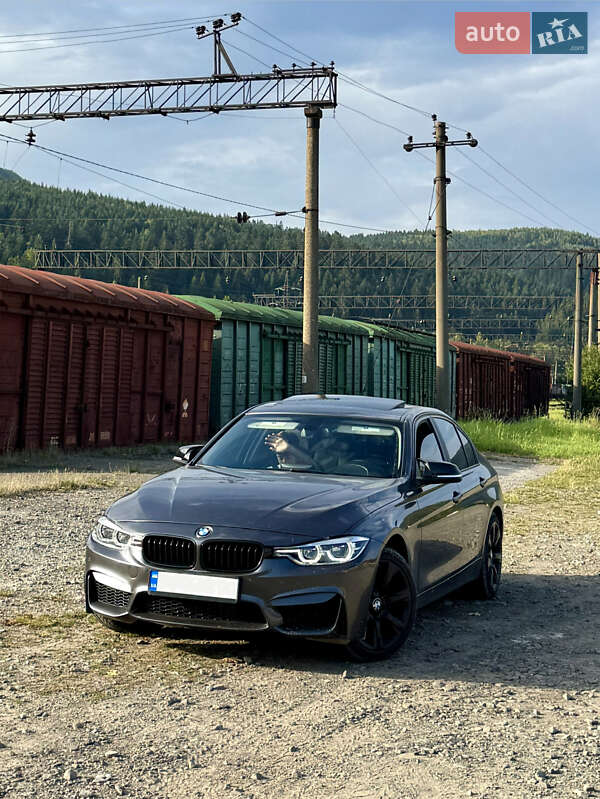 Седан BMW 3 Series 2015 в Львове