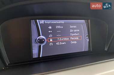 Купе BMW 3 Series 2011 в 