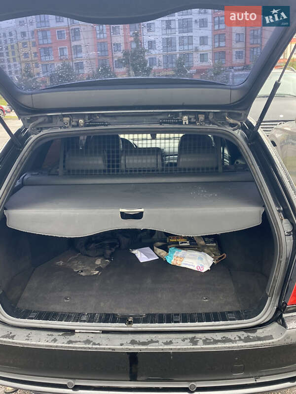 Универсал BMW 3 Series 2004 в Ровно