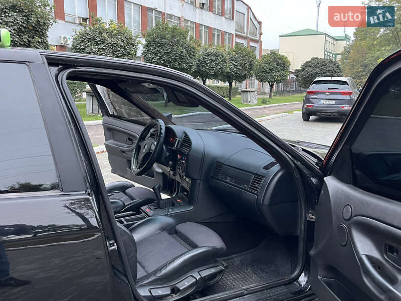 Купе BMW 3 Series 1992 в Смілі