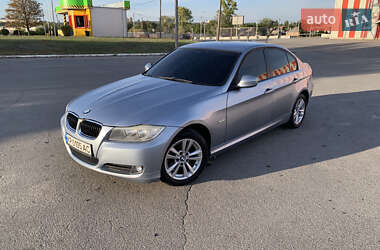 Седан BMW 3 Series 2011 в Харькове