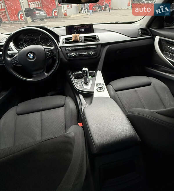 Седан BMW 3 Series 2012 в Киеве