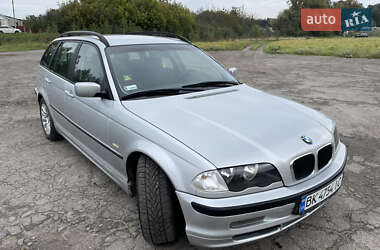 Универсал BMW 3 Series 2001 в Гоще