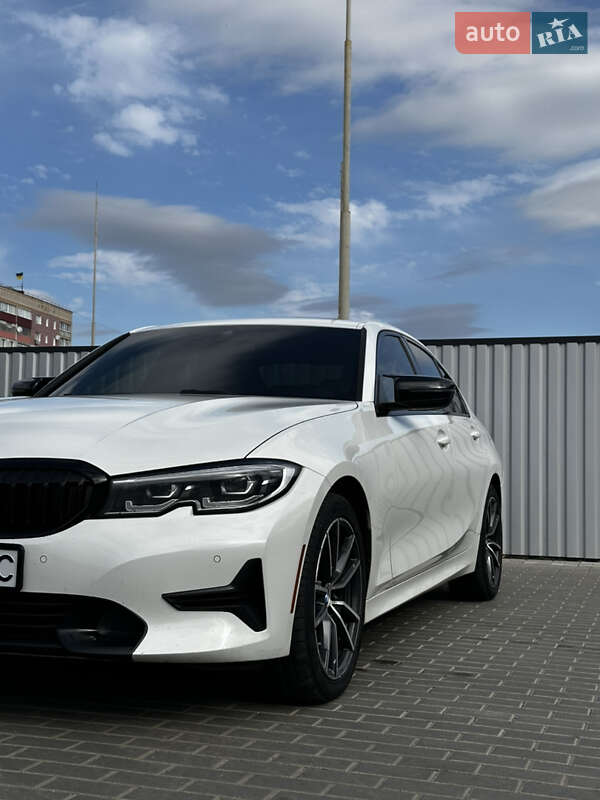 Седан BMW 3 Series 2019 в Александрие