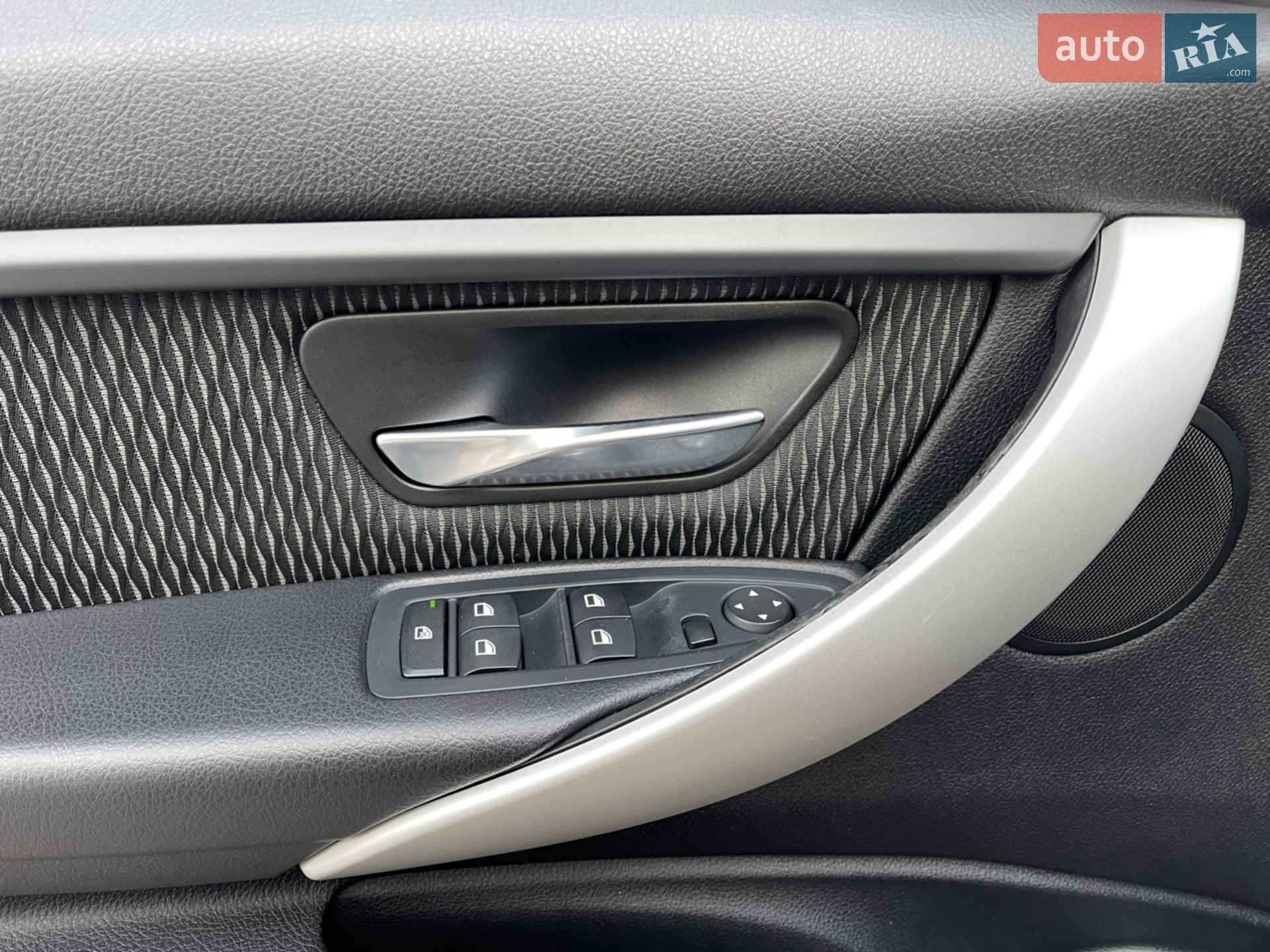 2012 BMW 3er - мініатюра 28
