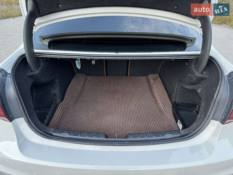 Седан BMW 3 Series 2017 в Краматорске фото 11 Седан BMW 3 Series 2017 в Краматорске