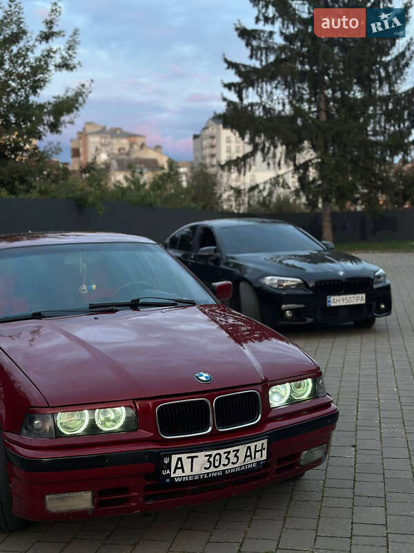 Седан BMW 3 Series 1993 в Ивано-Франковске