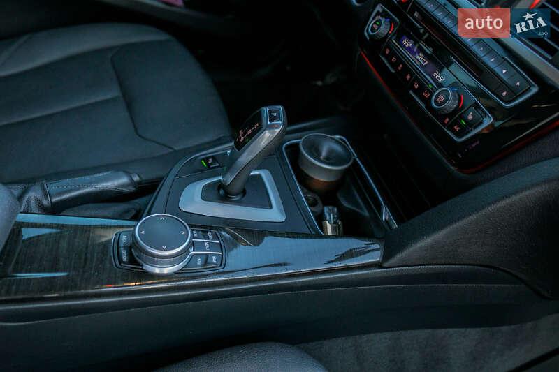 Седан BMW 3 Series 2017 в Виннице фото 10 Седан BMW 3 Series 2017 в Виннице