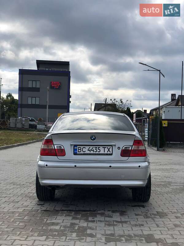 Седан BMW 3 Series 2004 в Львові