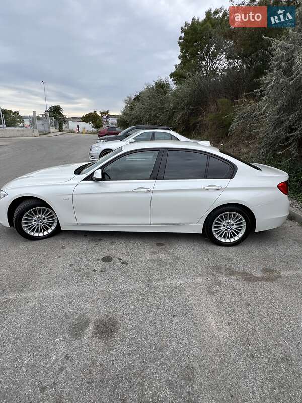 Седан BMW 3 Series 2012 в Одесі
