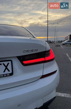 Седан BMW 3 Series 2021 в Львове