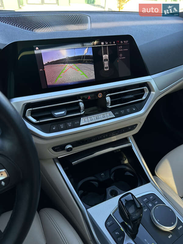 Седан BMW 3 Series 2021 в Ирпене