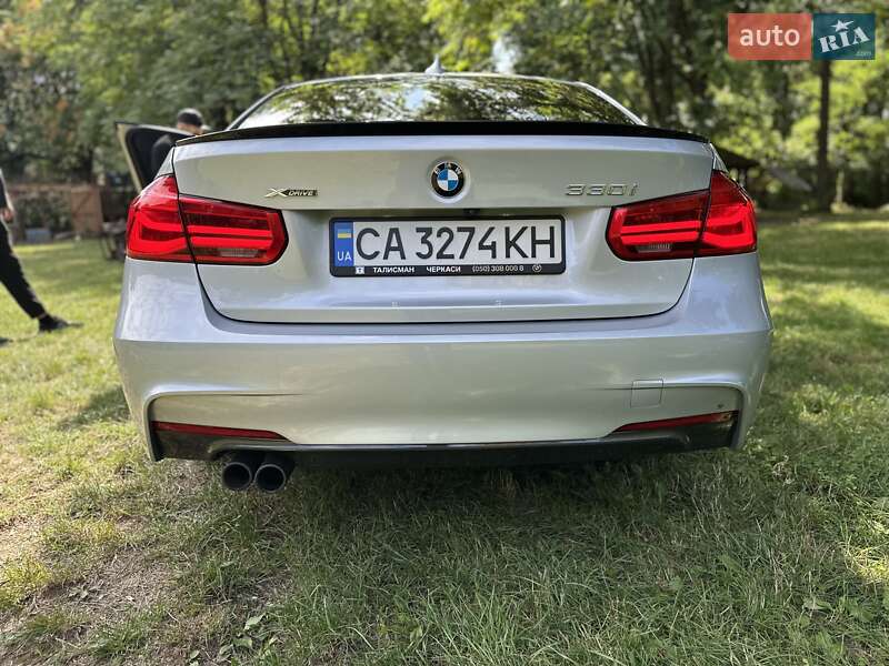 Седан BMW 3 Series 2018 в Ужгороді