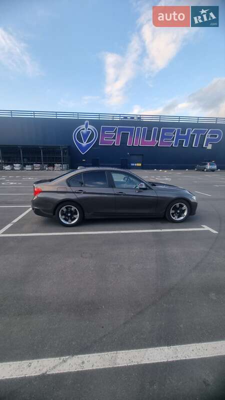 Седан BMW 3 Series 2012 в Чернигове фото 29 Седан BMW 3 Series 2012 в Чернигове