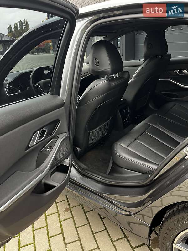 Седан BMW 3 Series 2019 в Киеве фото 20 Седан BMW 3 Series 2019 в Киеве