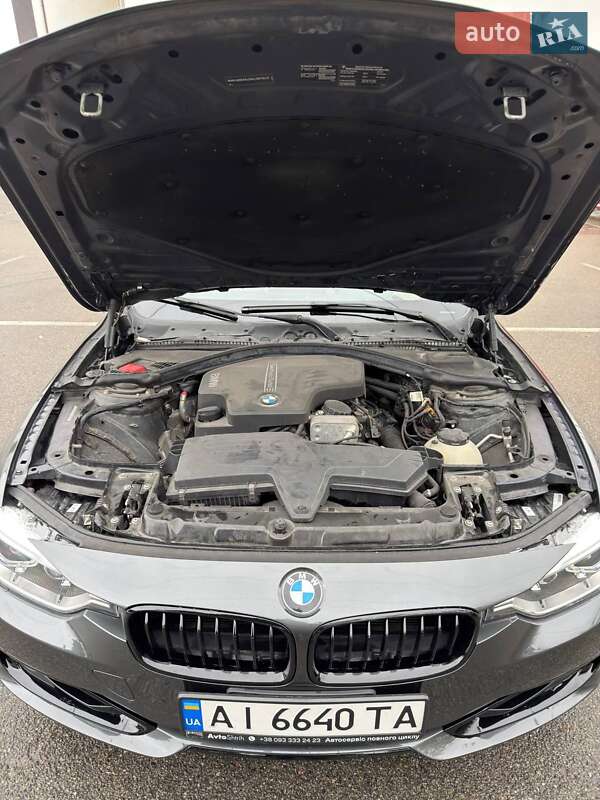 Седан BMW 3 Series 2012 в Вышгороде