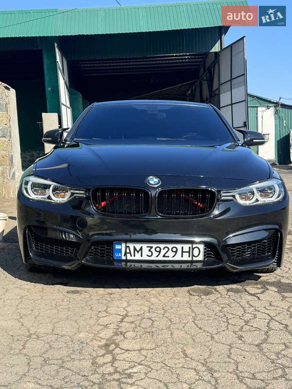 Седан BMW 3 Series 2016 в Гайвороні