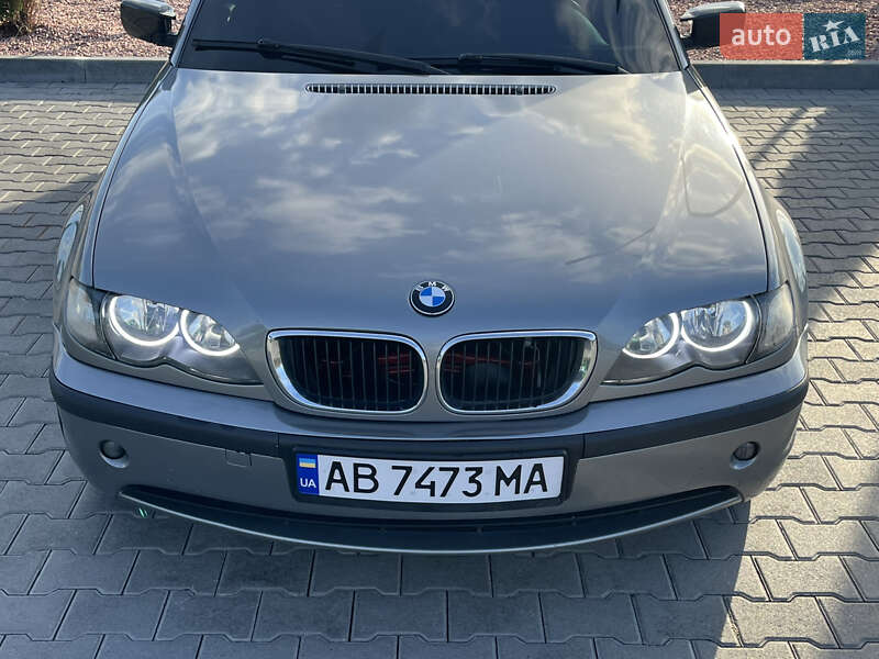 Седан BMW 3 Series 2004 в Виннице
