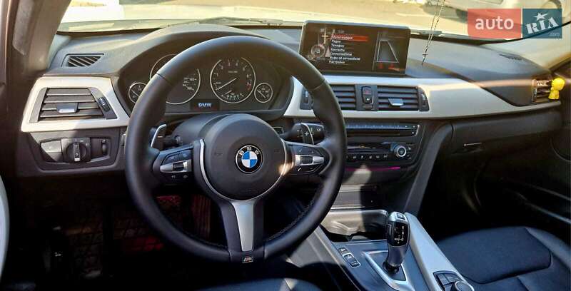 Седан BMW 3 Series 2015 в 