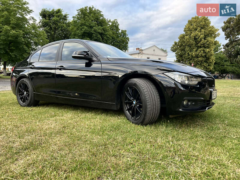 Седан BMW 3 Series 2017 в Львове фото 36 Седан BMW 3 Series 2017 в Львове