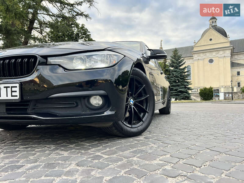 Седан BMW 3 Series 2017 в Львове фото 49 Седан BMW 3 Series 2017 в Львове