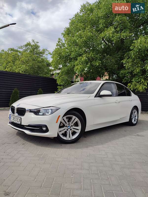 Седан BMW 3 Series 2016 в 