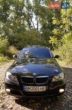 Седан BMW 3 Series 2005 в Житомире